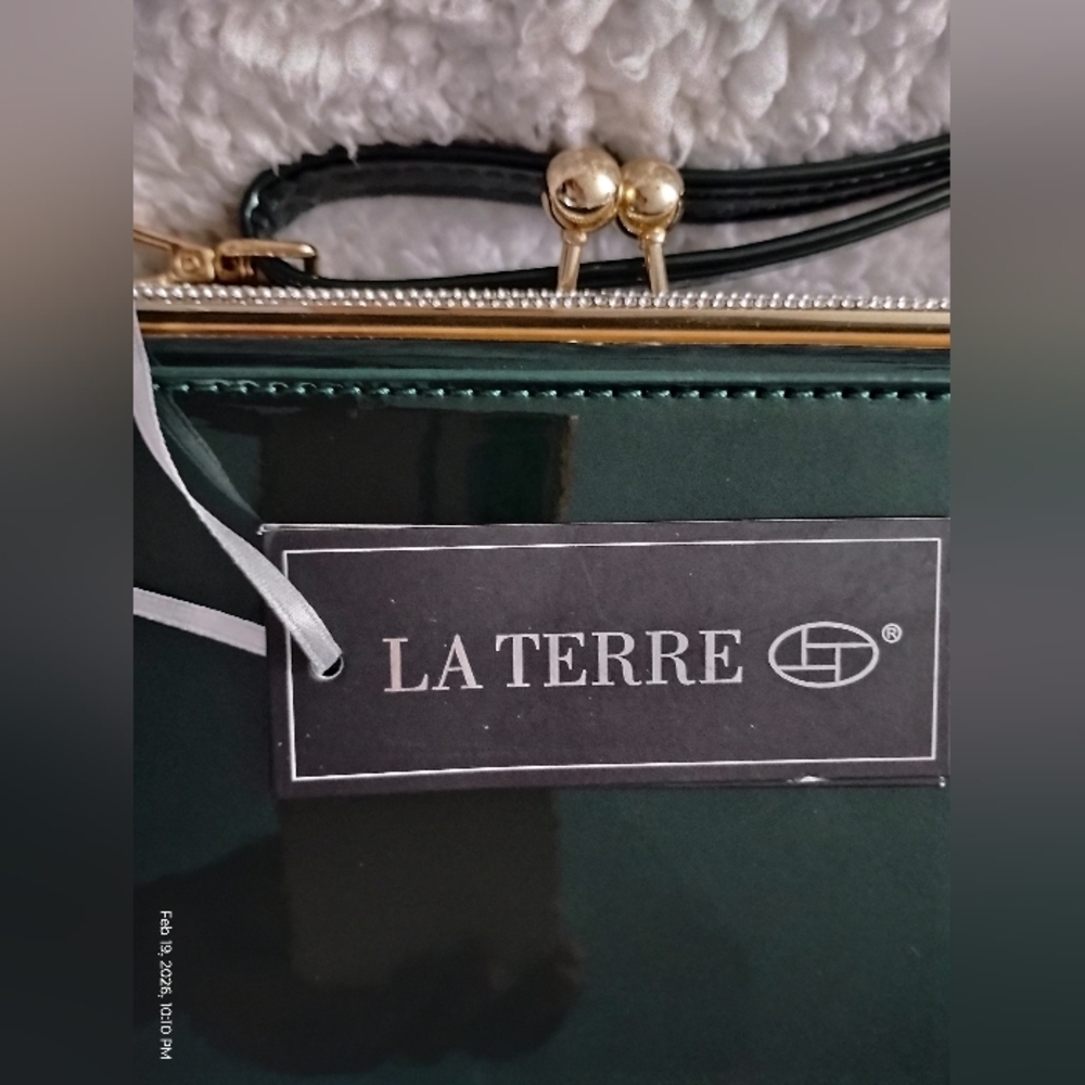 LA TERRE GREEN CLUTCH - Picture 2 of 13